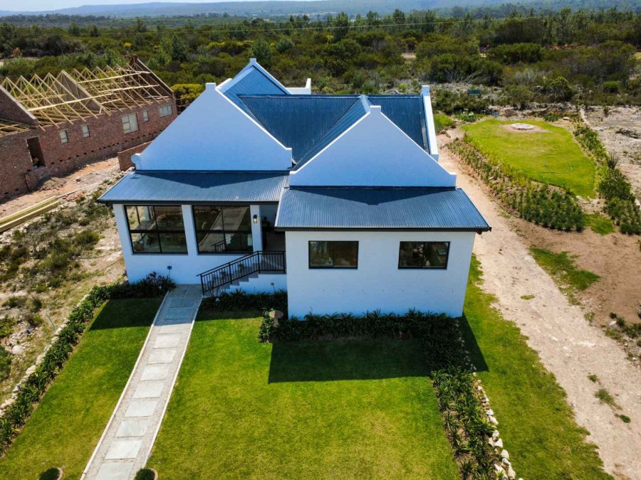 2 Bedroom Property for Sale in Stilbaai Oos Western Cape